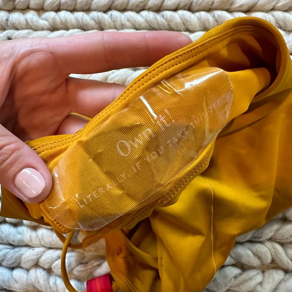 NWT Left On Friday Weekender Suit 24k (Gold) Size Small Discontinued Color/Style - Picture 7 of 9